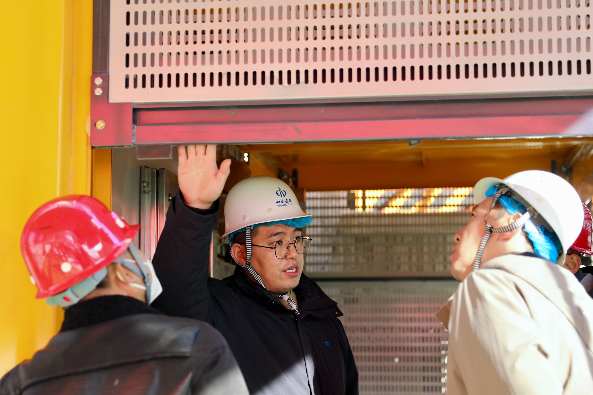 山西建投工程机械公司晋塔智能装备在多场观摩活动中广受赞誉